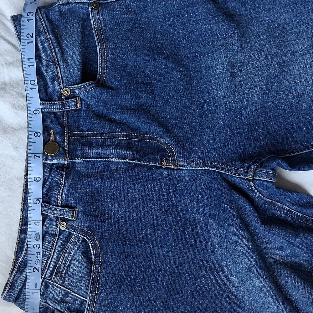Oat New York Women's Straight Leg Blue Jeans - Picture 13 of 14